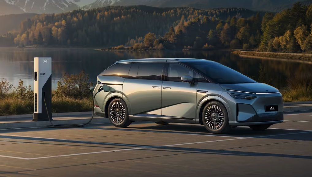 2026款小鹏X9纯电版开启预订 5C超充+图灵芯片 2000元抵7000元